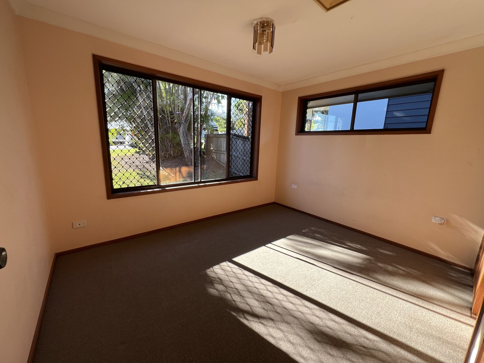 48 Hillcrest Avenue , Tweed Heads South