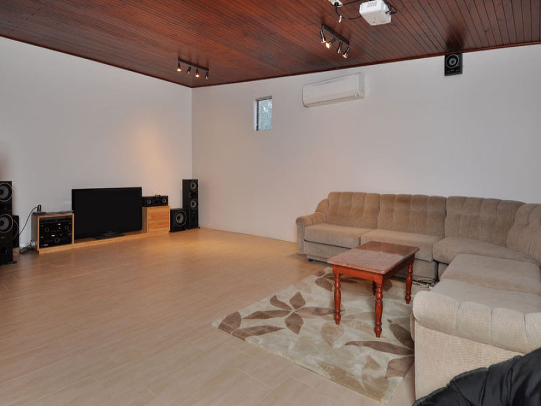 123 Lewis Street, Kalgoorlie