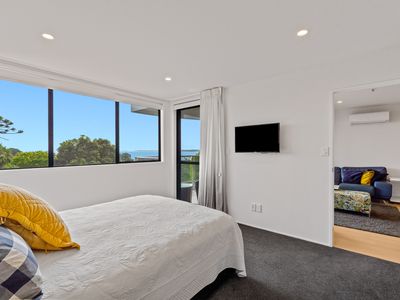 4B/175 Hurstmere Road, Takapuna