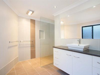 6 Gills Close, Rochedale South