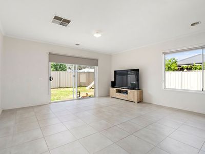 43 AXFORD BOULEVARD, Wodonga