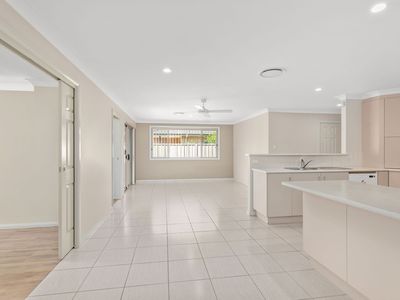11 Fig Tree Court, Forster