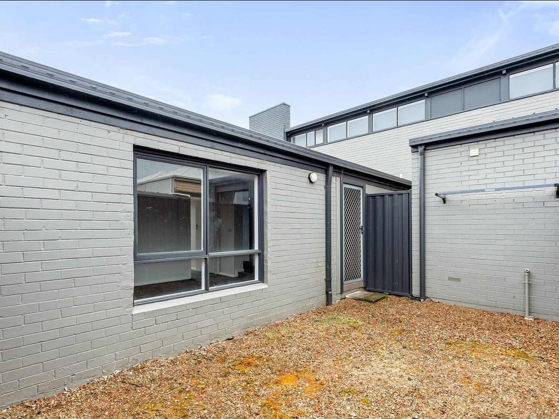 3 / 12 Market Road, Werribee