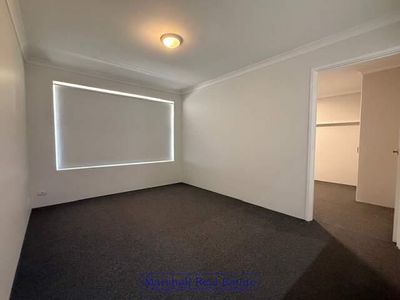 14 Falkland Way, Kinross