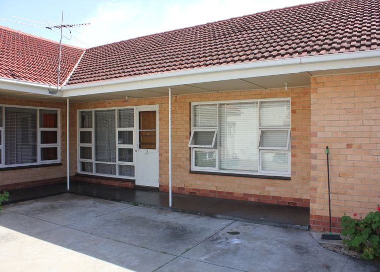 2 / 14 Cambridge Terrace, Brighton