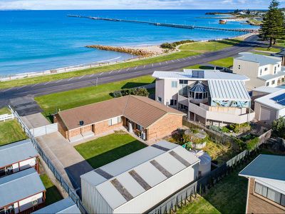 21 Beach Road, Beachport