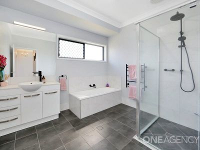 82 Bay Park Road, Wondunna