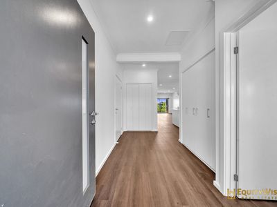 49 Woolspinner Crescent, Wyndham Vale