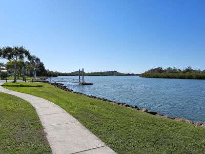 10 Inlet Drive, Tweed Heads West