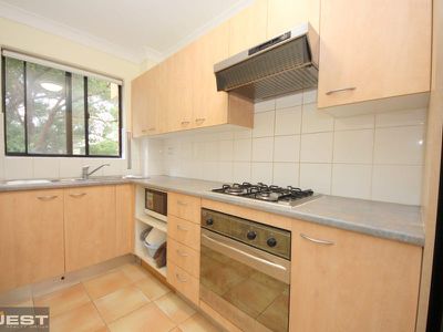 18 / 170-176 Greenacre Road, Bankstown