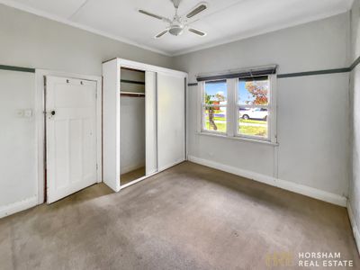 10 Gardenia Street, Horsham