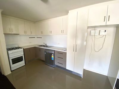 6 / 7 Hatfield Court, West Footscray