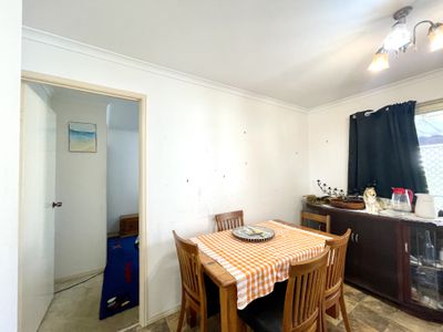 9 Vicki Parade, Torquay