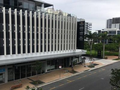 518 / 1 Como Crescent, Southport