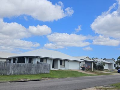 2 Redgate Street, Deeragun