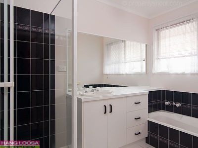 14 Gooloi Court, Tewantin