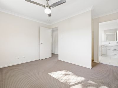2 / 62 Sophie Place, Doolandella