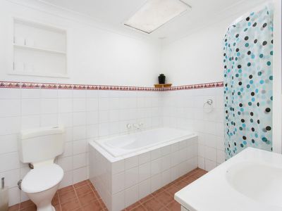 84 Maple Street, Albion Park Rail