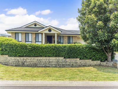 14 Price Parkway, Milton