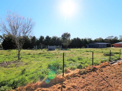 12 Farrah Place, Avenel