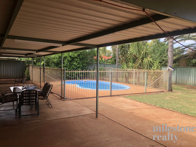 90 Oleander Street, Tom Price