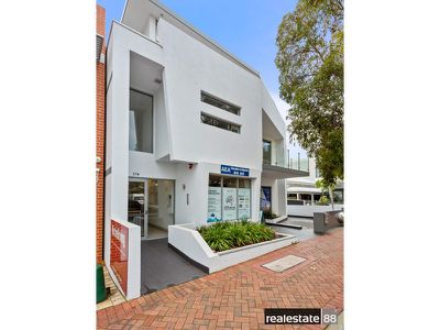 8 / 176 Newcastle Street, Perth