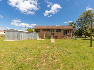 128 Larmer St, Howlong