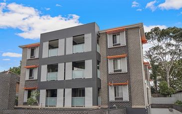 GO3 / 43 Cross Street, Guildford