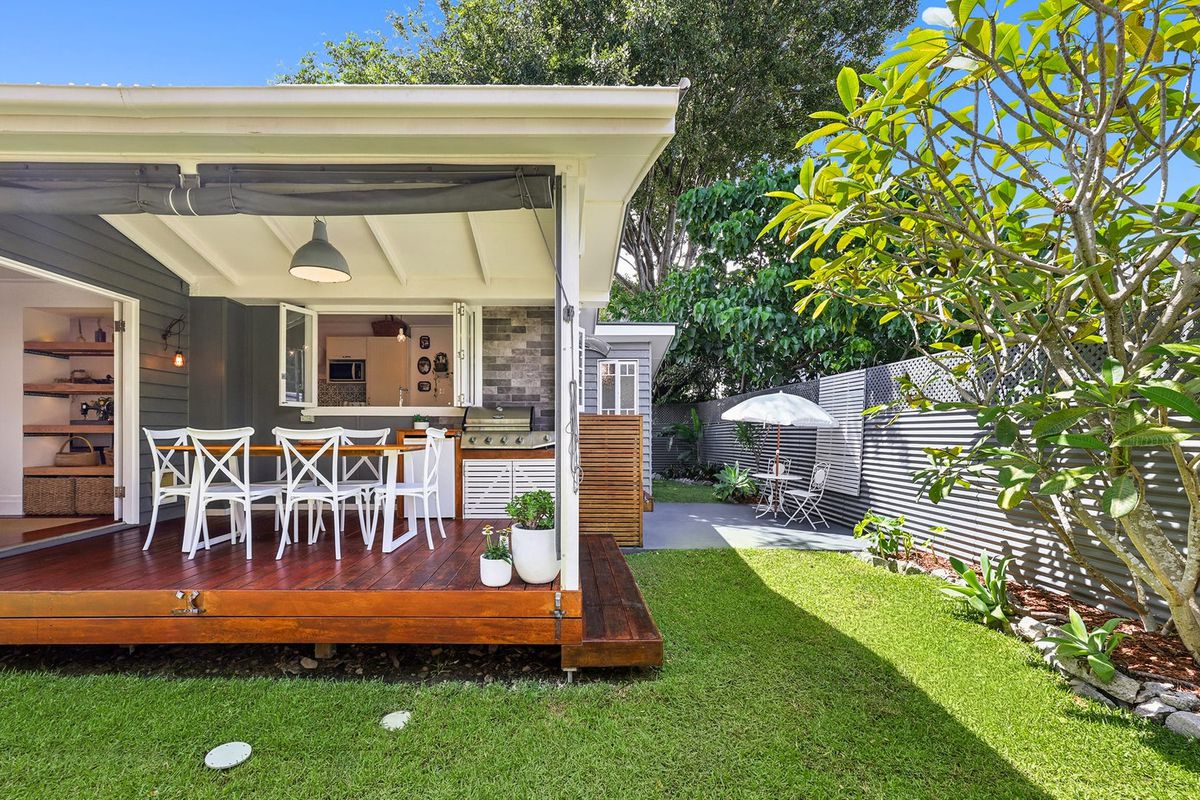 17 Station Street, Currumbin Waters