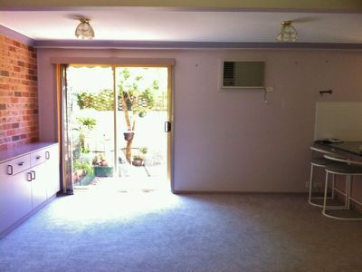 1 / 28 Augusta Place, Mollymook