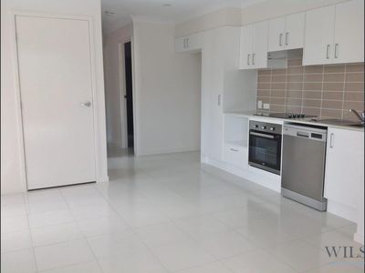 2 / 1 Lynette Street, Kallangur