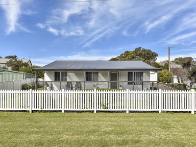 19 HERBERT STREET, Beachport