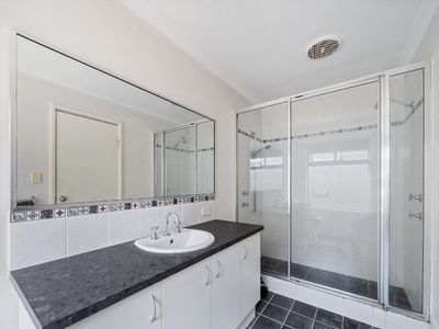 14 Joseph Banks Boulevard, Banksia Grove