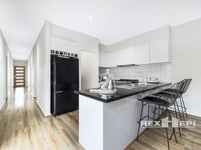 7 Coberley Way, Cranbourne North