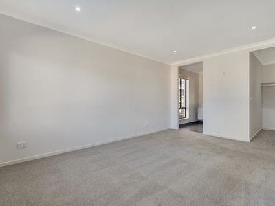 108 Oakbank Blvd, Whittlesea
