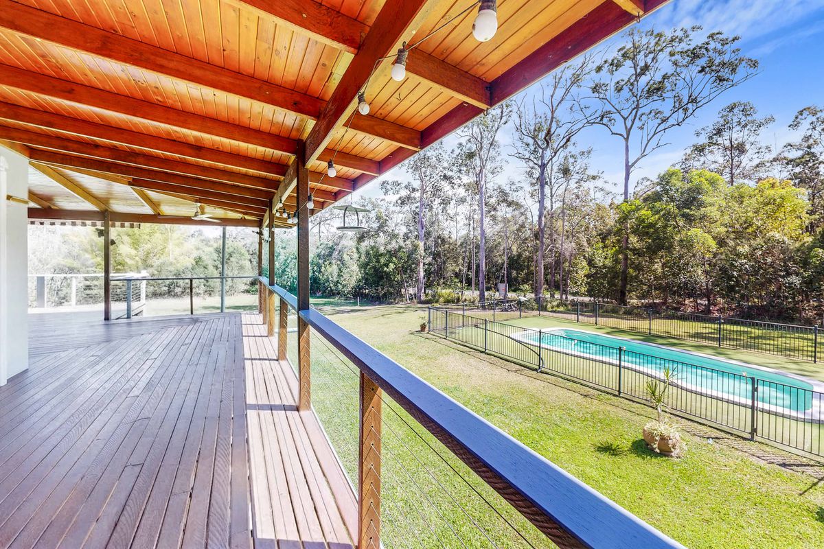 1124 Louis Bazzo Drive, Cootharaba