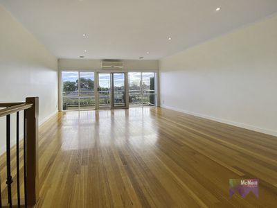 2 / 6 Spray Street, Mornington