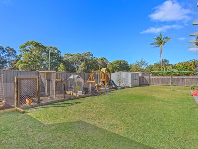 18 ADINA CLOSE, Forster