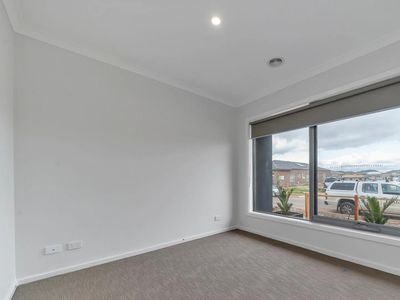 44 Clover Drive, Rockbank