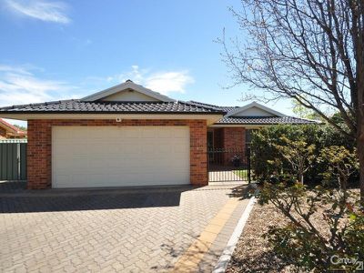 10 Gwydir Court, Dubbo