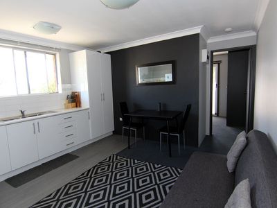 5 / 25 West Street, Forster