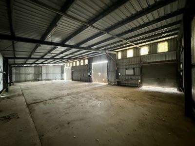 9610 Pacific Highway, Woodburn
