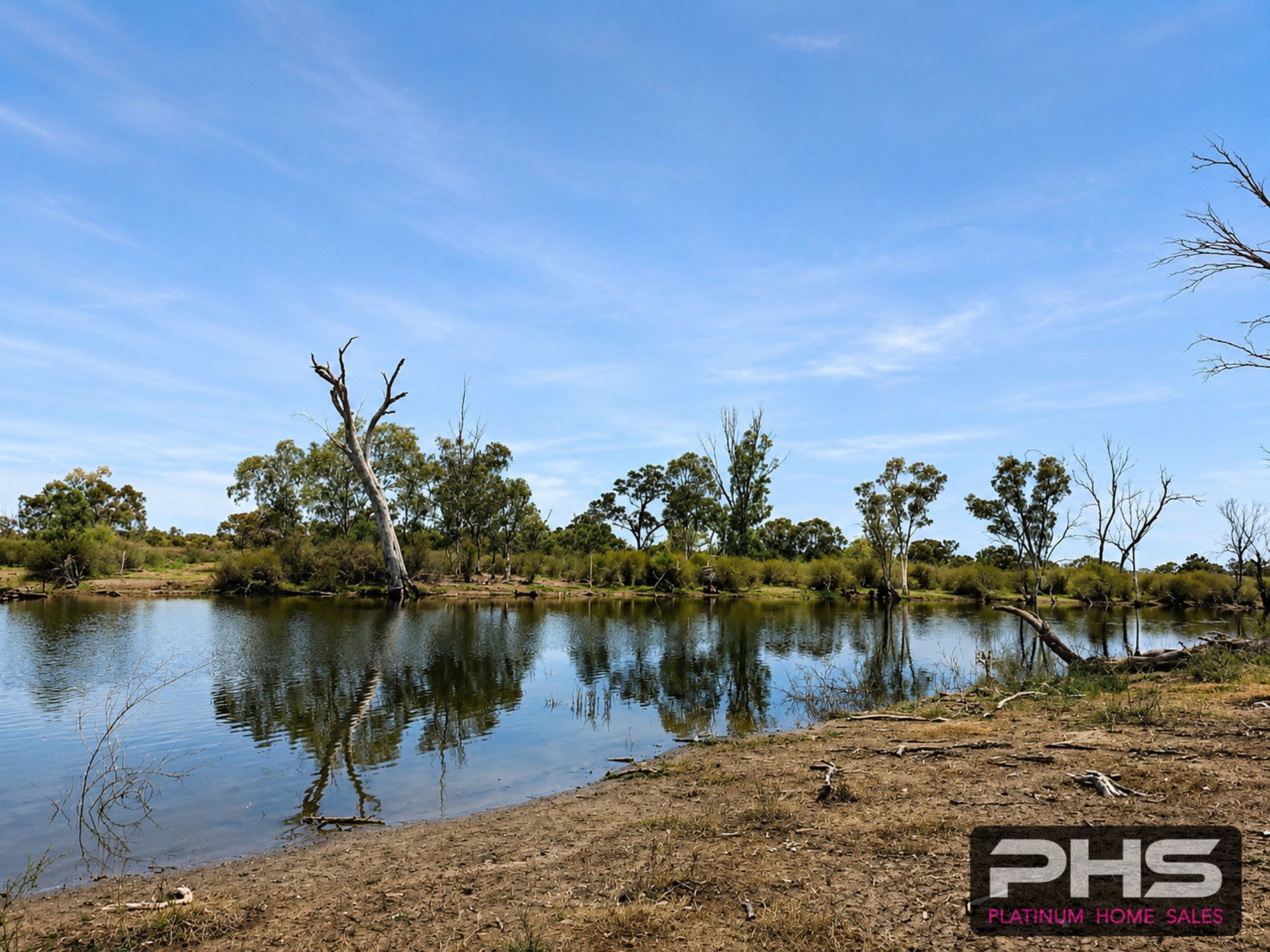 190 Pratt Road, Reedy Lake