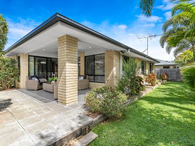 6 Baychester Place, Wakerley