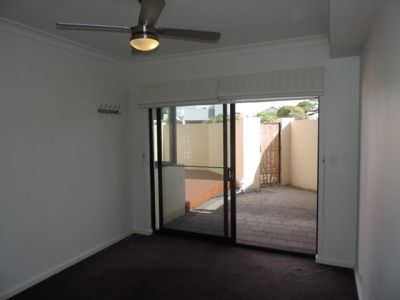 2 / 1 Dunedin Street, Mount Hawthorn