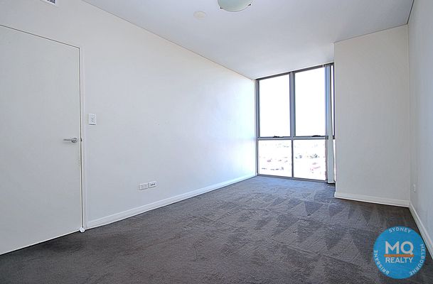 1204 / 6 East Street, Granville