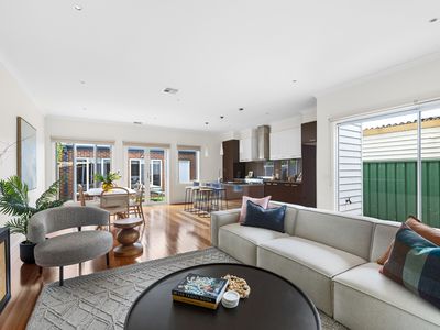 10 Mcneilage Street, Spotswood