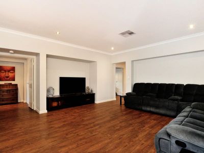 15 Conostylis Parade , Baldivis
