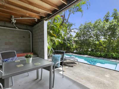 2 / 23 Sobraon Street, Sunrise Beach