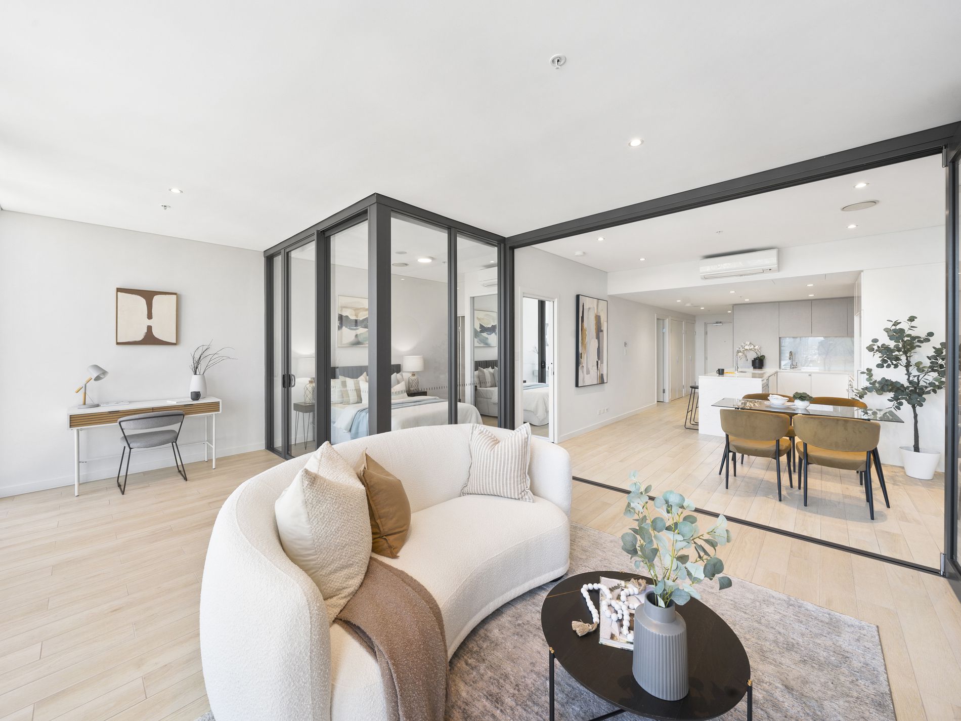 2413 / 11 Wentworth Place, Wentworth Point